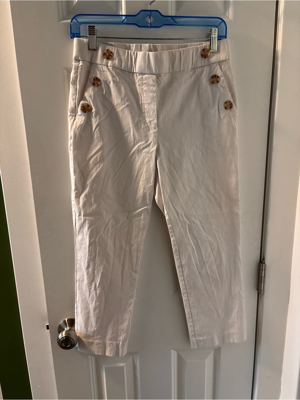 Cropped White Button-Accent Pants